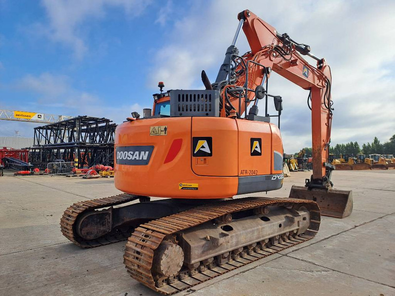 Doosan DX235LCR-5 - 크롤러 굴삭기 : 사진 4 Doosan DX235LCR-5 - 크롤러 굴삭기 : 사진 4