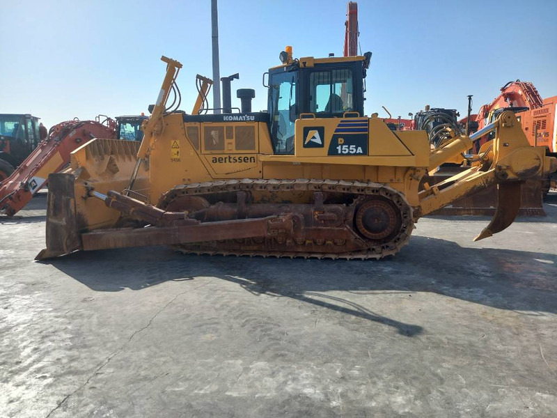 Komatsu D155A (4 Pieces available - Abu Dhabi) - 불도저 : 사진 1 Komatsu D155A (4 Pieces available - Abu Dhabi) - 불도저 : 사진 1