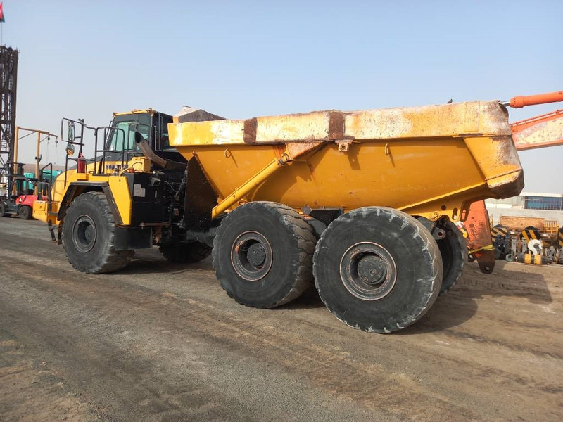 Komatsu HM400-3R (4 pcs available in Abu Dhabi) - 관절 덤프 : 사진 2 Komatsu HM400-3R (4 pcs available in Abu Dhabi) - 관절 덤프 : 사진 2