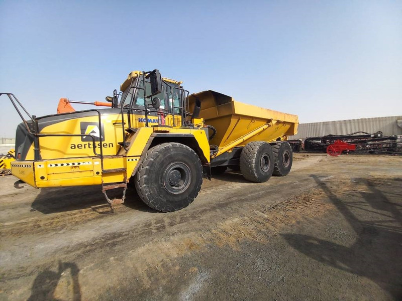 Komatsu HM400-3R (4 pcs available in Abu Dhabi) - 관절 덤프 : 사진 3 Komatsu HM400-3R (4 pcs available in Abu Dhabi) - 관절 덤프 : 사진 3