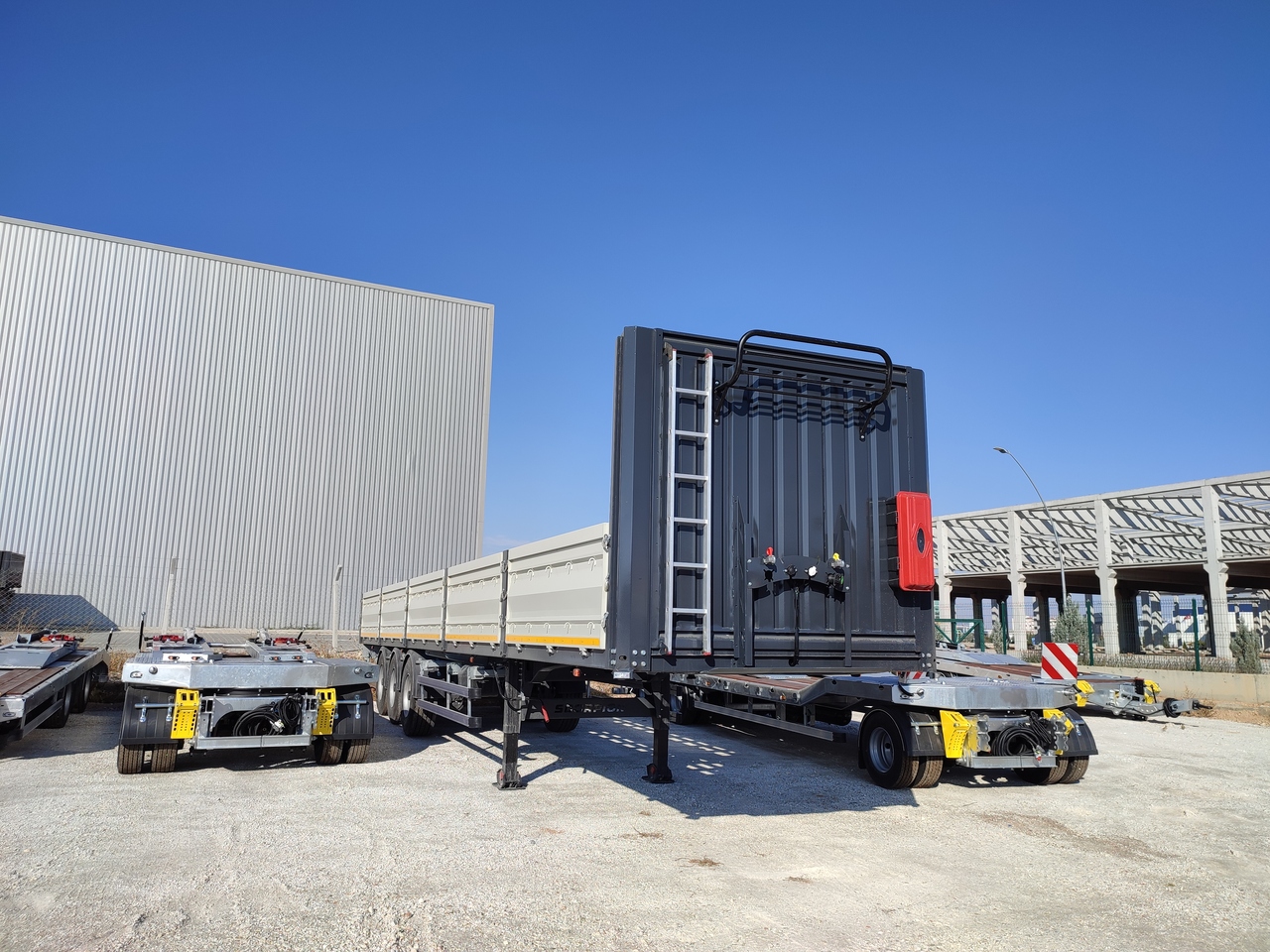 SINAN TANKER-TREYLER FlatBed - Special Platform - 드롭사이드/ 플랫베드 세미 트레일러 : 사진 2 SINAN TANKER-TREYLER FlatBed - Special Platform - 드롭사이드/ 플랫베드 세미 트레일러 : 사진 2
