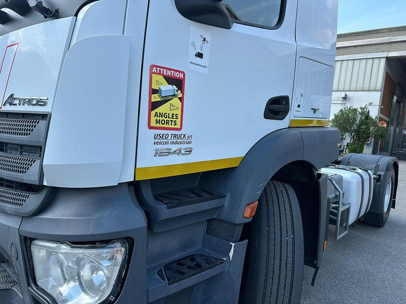 Mercedes-Benz Actros 1843 - 트랙터 유닛 : 사진 3 Mercedes-Benz Actros 1843 - 트랙터 유닛 : 사진 3