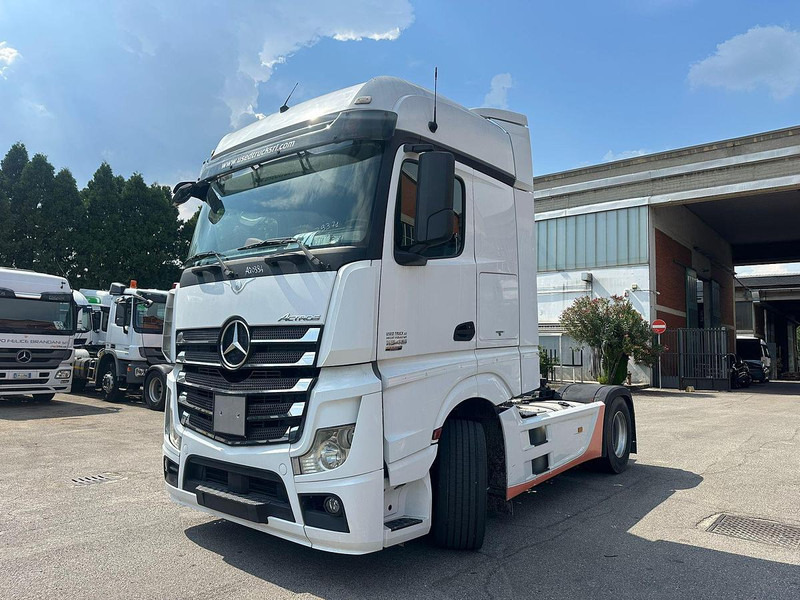 Mercedes-Benz Actros 1845 - 트랙터 유닛 : 사진 1 Mercedes-Benz Actros 1845 - 트랙터 유닛 : 사진 1