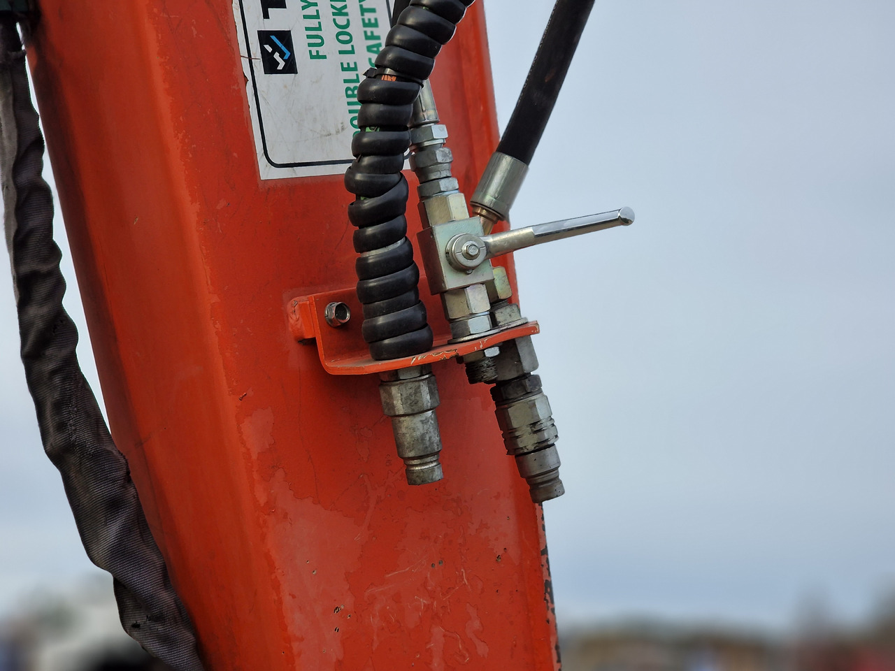 미니 굴삭기 KUBOTA KX080-4. Metal tracks. : 사진 8