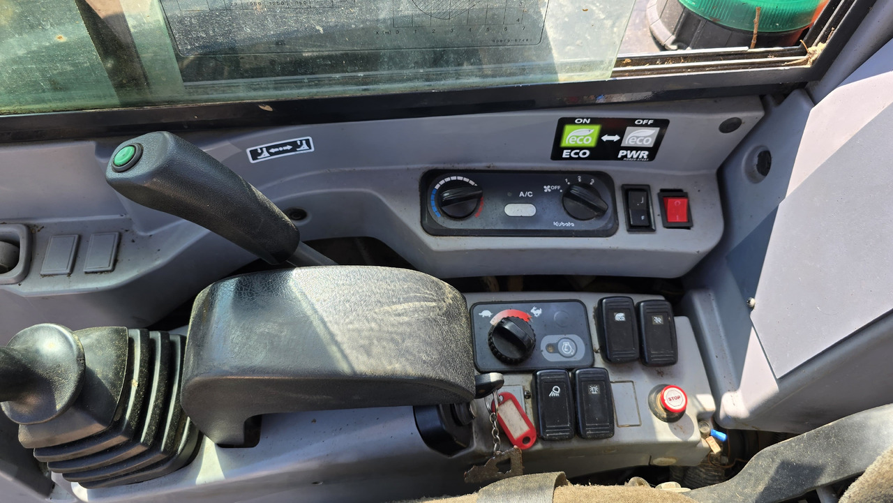 산림용 트랙터 Kubota KX080-4, AXER 540 : 사진 8 산림용 트랙터 Kubota KX080-4, AXER 540 : 사진 8