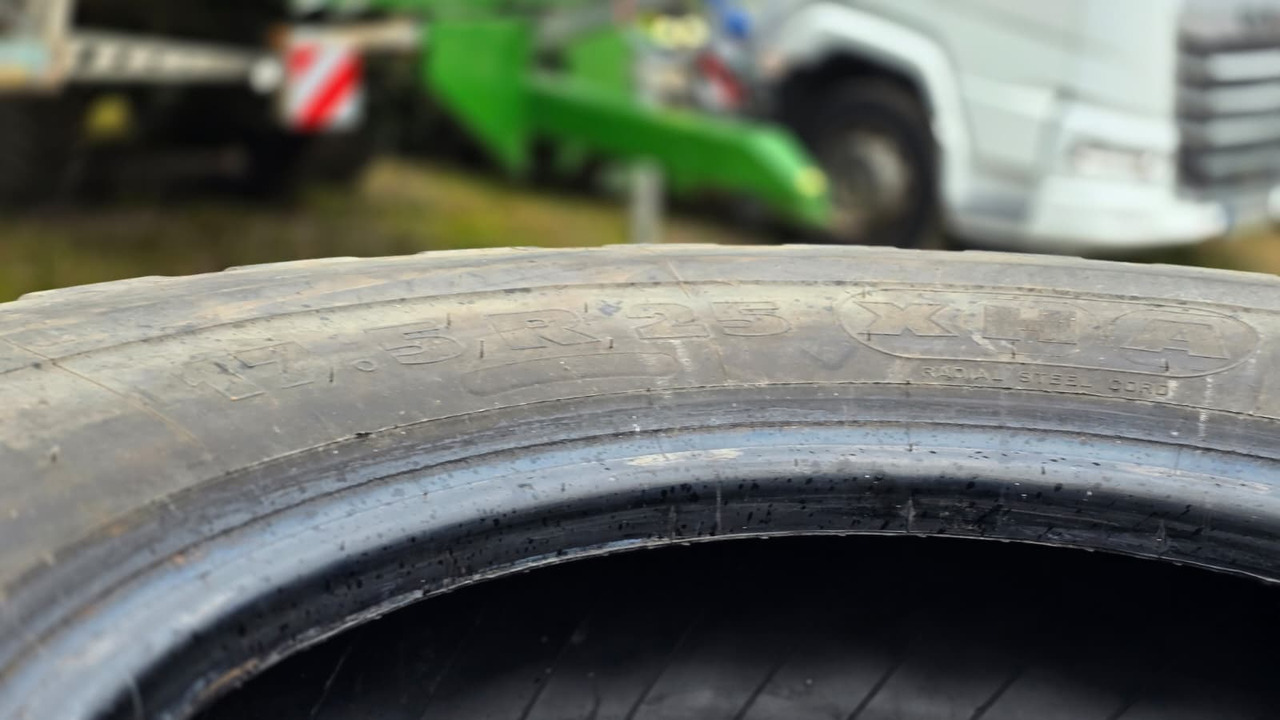 MICHELIN 17.5 R25 4pcs - 휠 및 타이어 패키지 건설기계 용 : 사진 4 MICHELIN 17.5 R25 4pcs - 휠 및 타이어 패키지 건설기계 용 : 사진 4