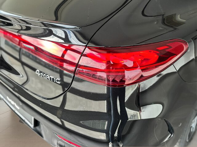 MERCEDES-BENZ EQE 350 4Matic AMG LINE+AC+ELECTRIC ART+ADVANCED... - 세단 : 사진 4 MERCEDES-BENZ EQE 350 4Matic AMG LINE+AC+ELECTRIC ART+ADVANCED... - 세단 : 사진 4