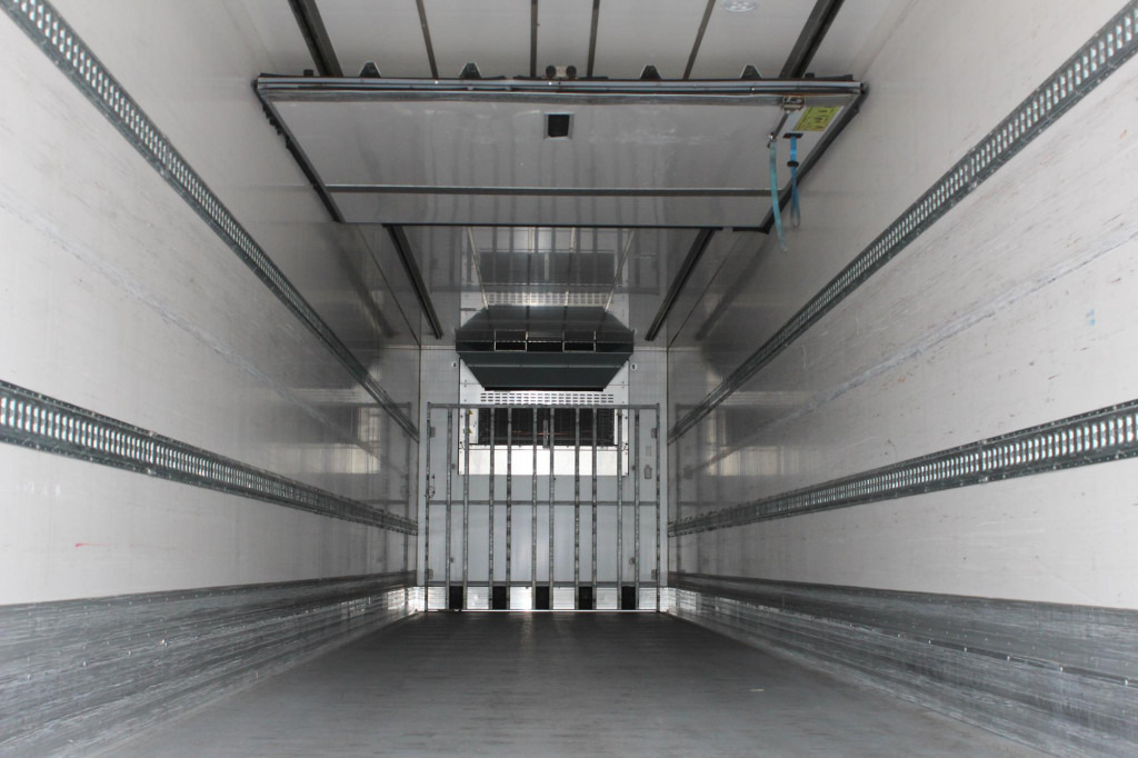 Chereau CV 1550 Strom 2,60h TW Liftachse FRC - 냉동 세미 트레일러 : 사진 3 Chereau CV 1550 Strom 2,60h TW Liftachse FRC - 냉동 세미 트레일러 : 사진 3