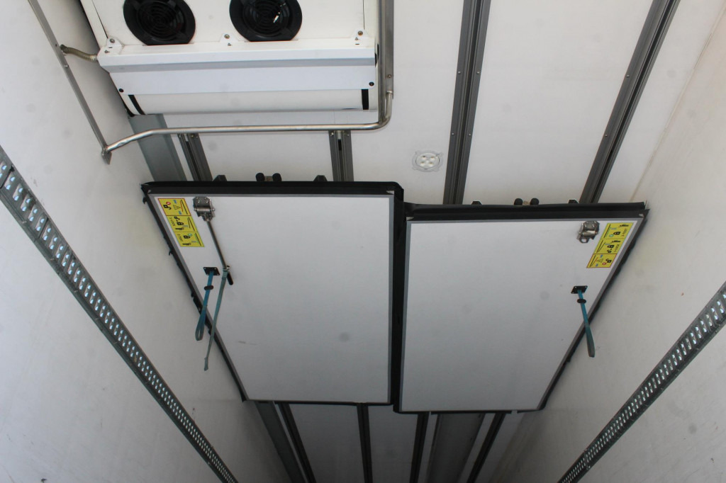 Chereau CV 1950Mt. 2,60h Strom Bi-Multi-Temp. TW LBW FRC - 냉동 세미 트레일러 : 사진 2 Chereau CV 1950Mt. 2,60h Strom Bi-Multi-Temp. TW LBW FRC - 냉동 세미 트레일러 : 사진 2