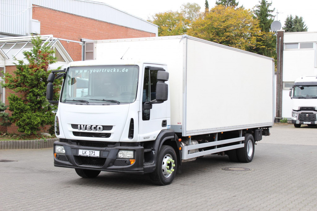 Iveco Eurocargo 160E210 E6 Koffer 6,9m Seiten Tür LBW - 박스 트럭 : 사진 1 Iveco Eurocargo 160E210 E6 Koffer 6,9m Seiten Tür LBW - 박스 트럭 : 사진 1