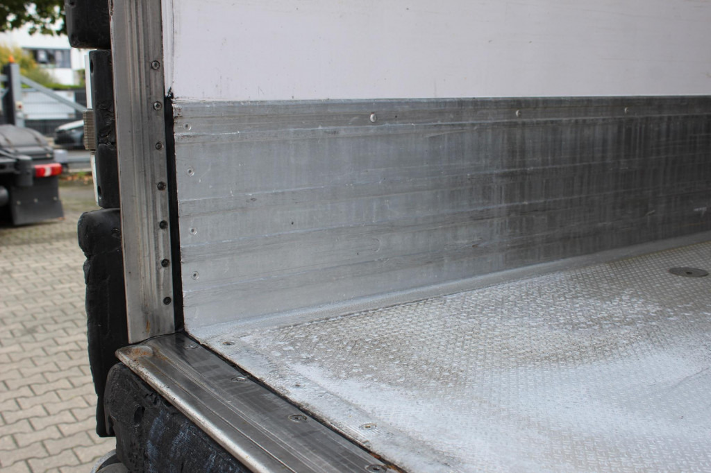 Lamberet TK SLXi Spectrum 2,65h Bi-Temp LBW FRC Aluboden - 냉동 세미 트레일러 : 사진 4 Lamberet TK SLXi Spectrum 2,65h Bi-Temp LBW FRC Aluboden - 냉동 세미 트레일러 : 사진 4