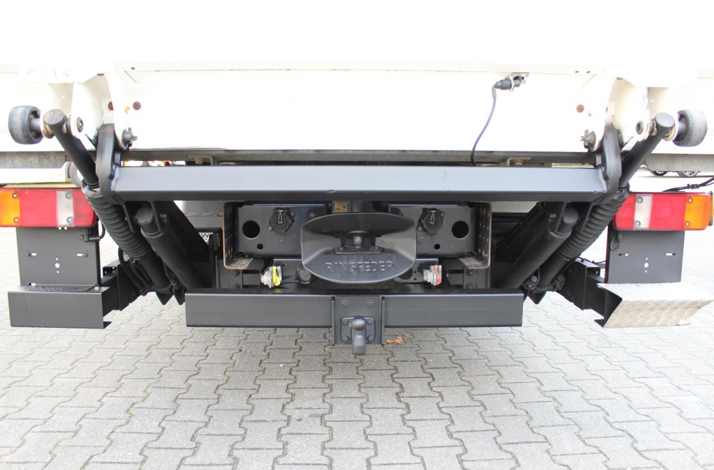 MAN TGL 8.180 E6 Koffer 7,3m LBW ANK Luft - 박스 트럭 : 사진 4 MAN TGL 8.180 E6 Koffer 7,3m LBW ANK Luft - 박스 트럭 : 사진 4