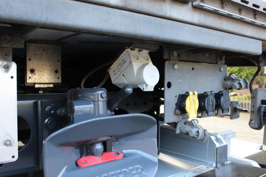 Mercedes-Benz Actros 1830 E6 TK T-1200R Multi Bi-Temp LBW AHK - 냉동탑차 : 사진 5 Mercedes-Benz Actros 1830 E6 TK T-1200R Multi Bi-Temp LBW AHK - 냉동탑차 : 사진 5