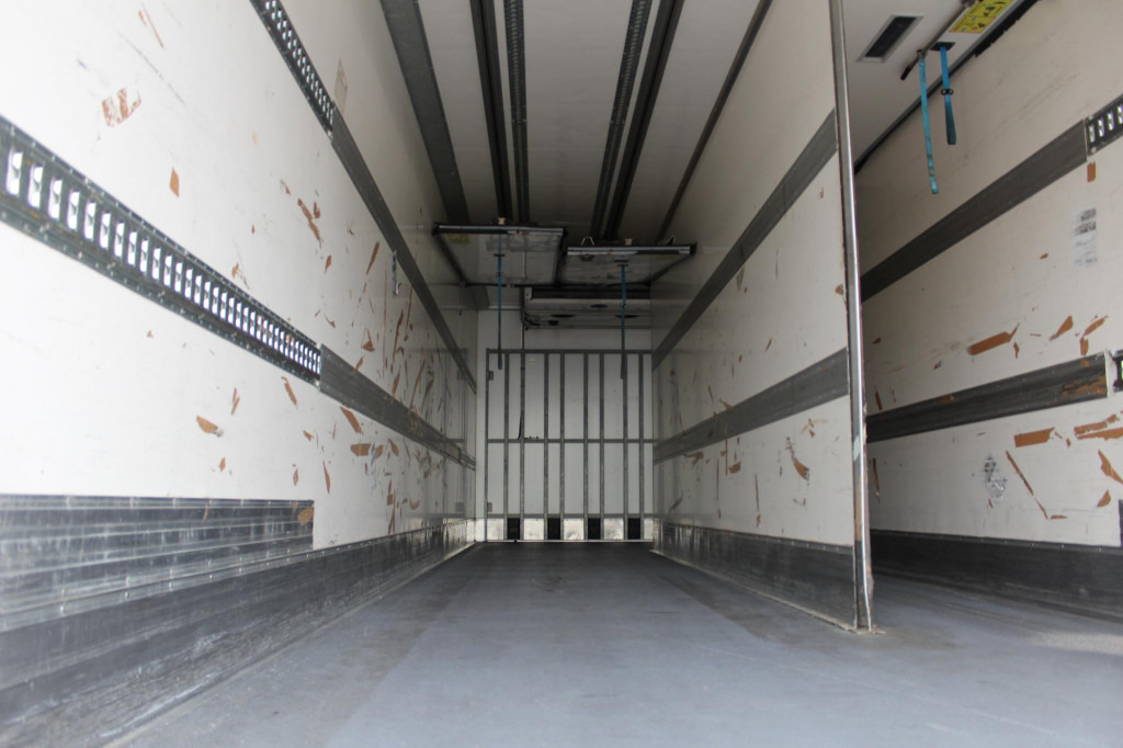 Mercedes-Benz Antos 2536 E6 CS 1250Mt Tri-temp LBW TW ATP - 냉동탑차 : 사진 3 Mercedes-Benz Antos 2536 E6 CS 1250Mt Tri-temp LBW TW ATP - 냉동탑차 : 사진 3