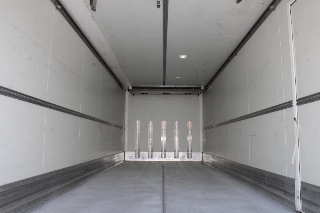 Mercedes-Benz Antos 2540 E6 Kühlkoffer Lift-Lenkachse LBW 2t - 냉동탑차 : 사진 2 Mercedes-Benz Antos 2540 E6 Kühlkoffer Lift-Lenkachse LBW 2t - 냉동탑차 : 사진 2
