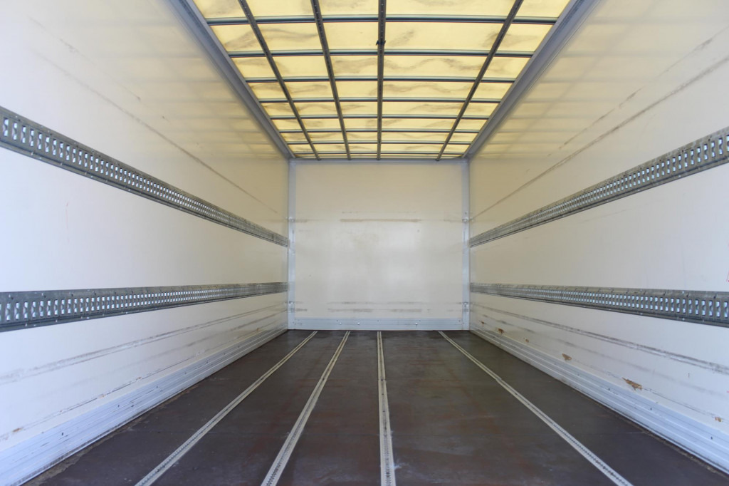 Mercedes-Benz Atego 1221 E6 Koffer Klima LDW Schalter LBW - 박스 트럭 : 사진 2 Mercedes-Benz Atego 1221 E6 Koffer Klima LDW Schalter LBW - 박스 트럭 : 사진 2