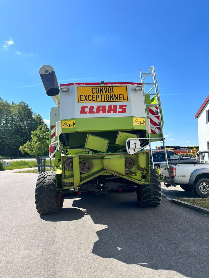 CLAAS Lexion 480 TT, ca. 3956 Bh, Baujahr - 목초수확기 : 사진 5 CLAAS Lexion 480 TT, ca. 3956 Bh, Baujahr - 목초수확기 : 사진 5