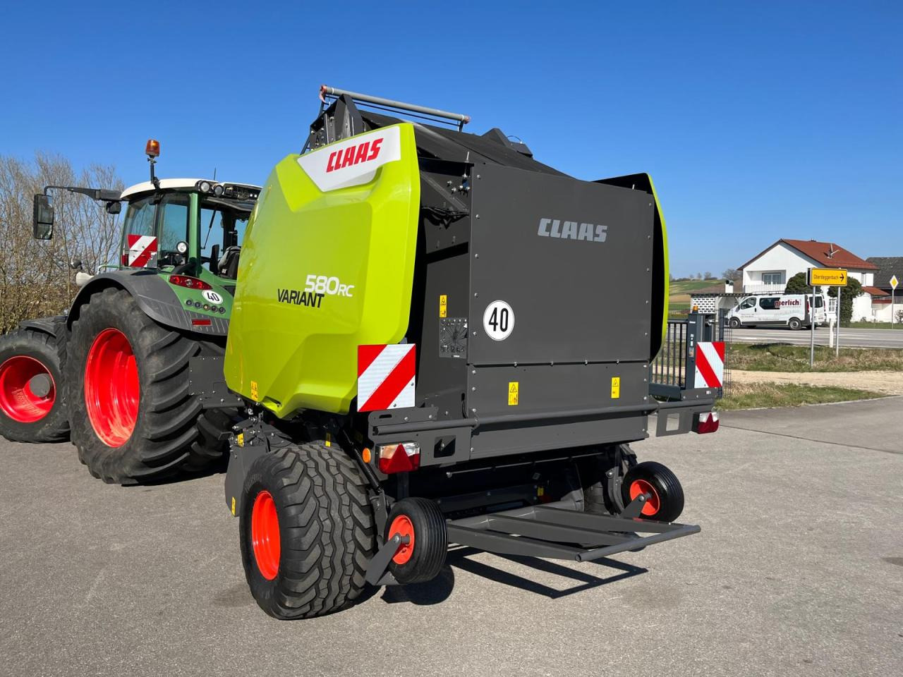 CLAAS Variant 580 RC PRO, neuwertige Rundballenpresse, Baujahr 2023, erst 39 Betriebsstunden !!! - 원형 베일러 : 사진 3 CLAAS Variant 580 RC PRO, neuwertige Rundballenpresse, Baujahr 2023, erst 39 Betriebsstunden !!! - 원형 베일러 : 사진 3