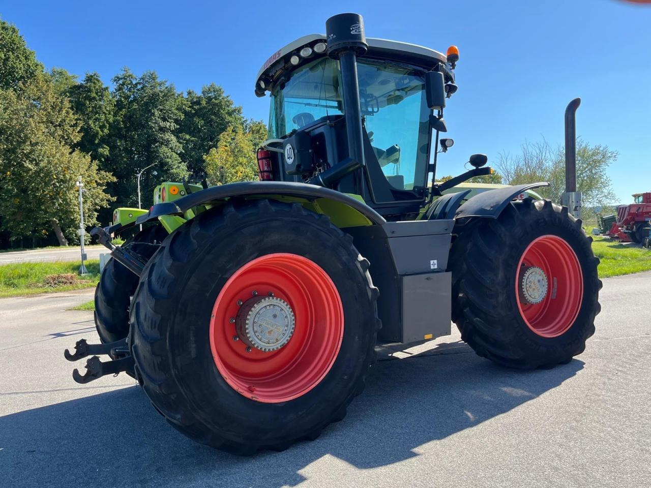 CLAAS Xerion 3800 Trac PTO mit GPS S3 mit Frontkraftheber und Heckzapfwelle, kommt vom Erstbesitzer, gepfl - 장궤형 트랙터 : 사진 3 CLAAS Xerion 3800 Trac PTO mit GPS S3 mit Frontkraftheber und Heckzapfwelle, kommt vom Erstbesitzer, gepfl - 장궤형 트랙터 : 사진 3
