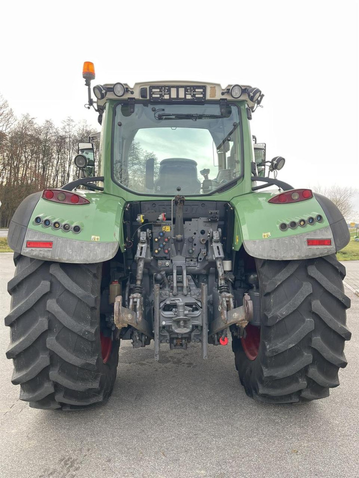 Fendt Fendt 718 Vario SCR GPS - 장궤형 트랙터 : 사진 5 Fendt Fendt 718 Vario SCR GPS - 장궤형 트랙터 : 사진 5