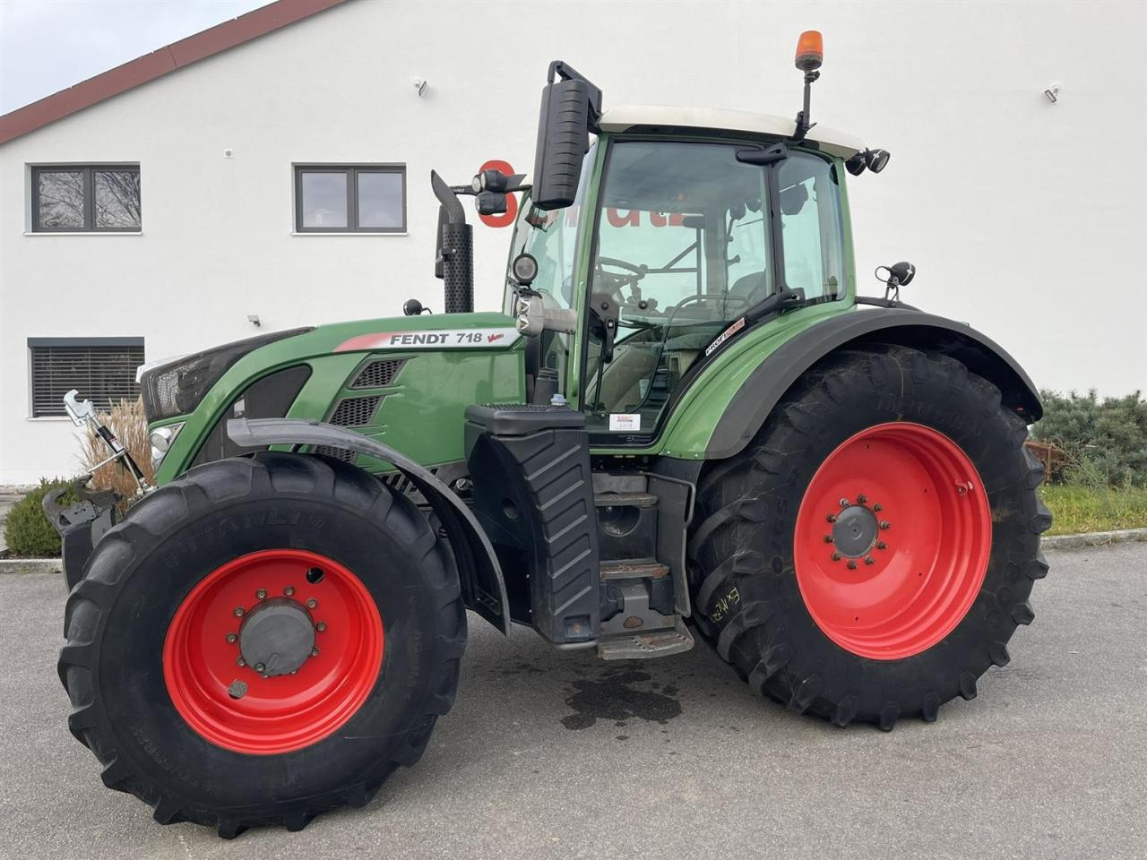 Fendt Fendt 718 Vario SCR GPS - 장궤형 트랙터 : 사진 2 Fendt Fendt 718 Vario SCR GPS - 장궤형 트랙터 : 사진 2