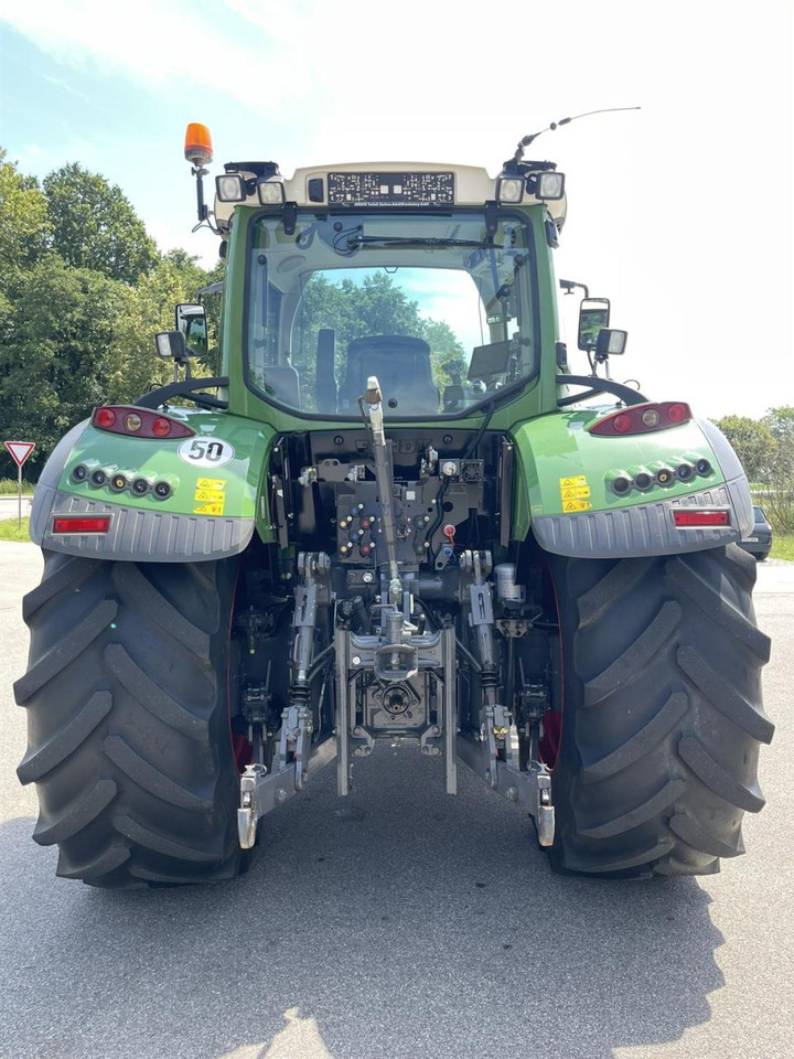 Fendt Vario 720 Profi Plus, Reifen hinten neu, FZW, FH - 장궤형 트랙터 : 사진 4 Fendt Vario 720 Profi Plus, Reifen hinten neu, FZW, FH - 장궤형 트랙터 : 사진 4