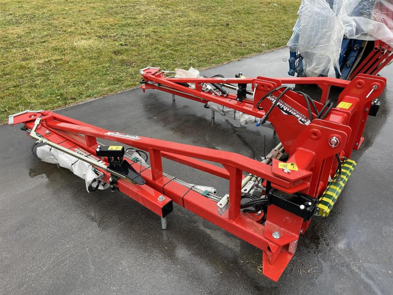 Hatzenbichler Striegel mit hydraulischer Druckverstellung, 12m, Bj. 2023, Hatzenbichler neuwertig - 디스크 해로 : 사진 2 Hatzenbichler Striegel mit hydraulischer Druckverstellung, 12m, Bj. 2023, Hatzenbichler neuwertig - 디스크 해로 : 사진 2