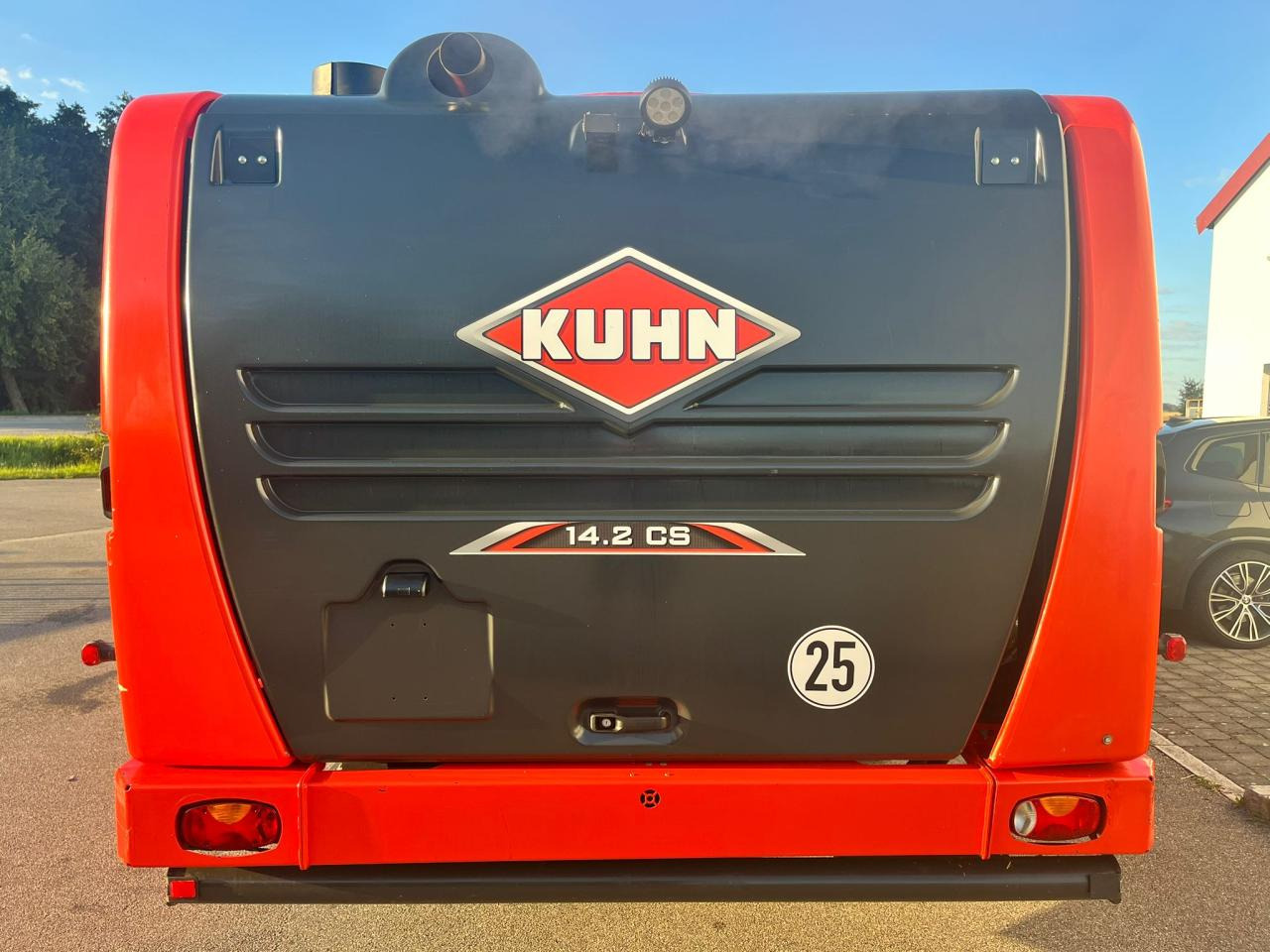 Kuhn 14.2 CS / Futtermischwagen / 2 Schnecken - 목초 믹서 : 사진 4 Kuhn 14.2 CS / Futtermischwagen / 2 Schnecken - 목초 믹서 : 사진 4
