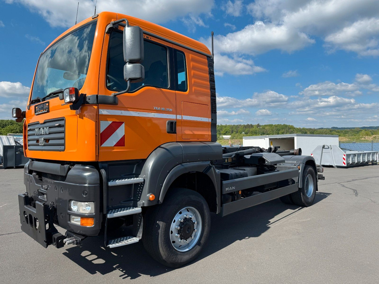 MAN TGA 18.350 4x4 Meiler Abroller RK 14.45 Winterd. - 후크 리프트 트럭 : 사진 1 MAN TGA 18.350 4x4 Meiler Abroller RK 14.45 Winterd. - 후크 리프트 트럭 : 사진 1