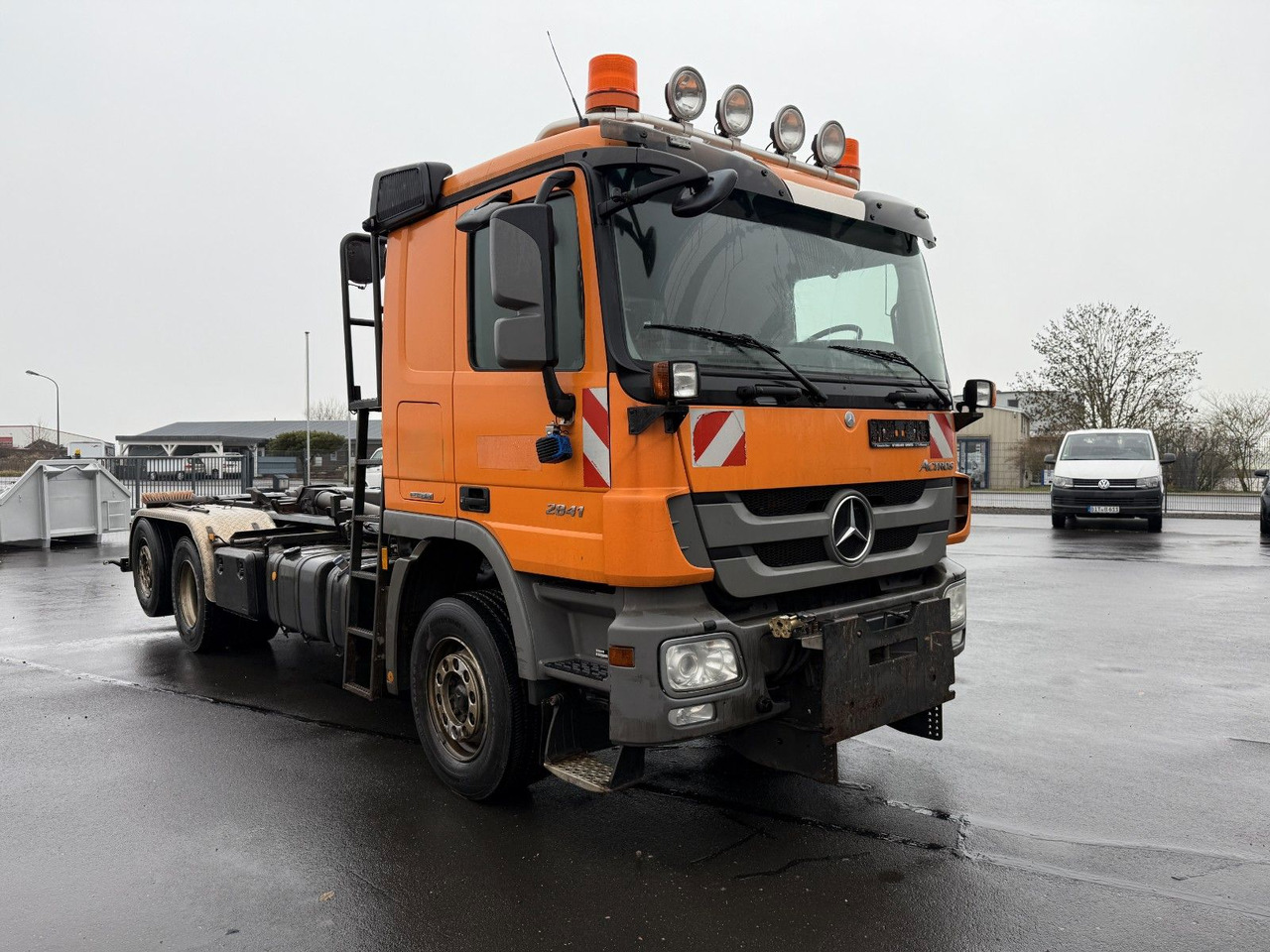 Mercedes-Benz Actros 2841L 6x2 Kranhydraulik Multilift Winterd - 후크 리프트 트럭 : 사진 3 Mercedes-Benz Actros 2841L 6x2 Kranhydraulik Multilift Winterd - 후크 리프트 트럭 : 사진 3