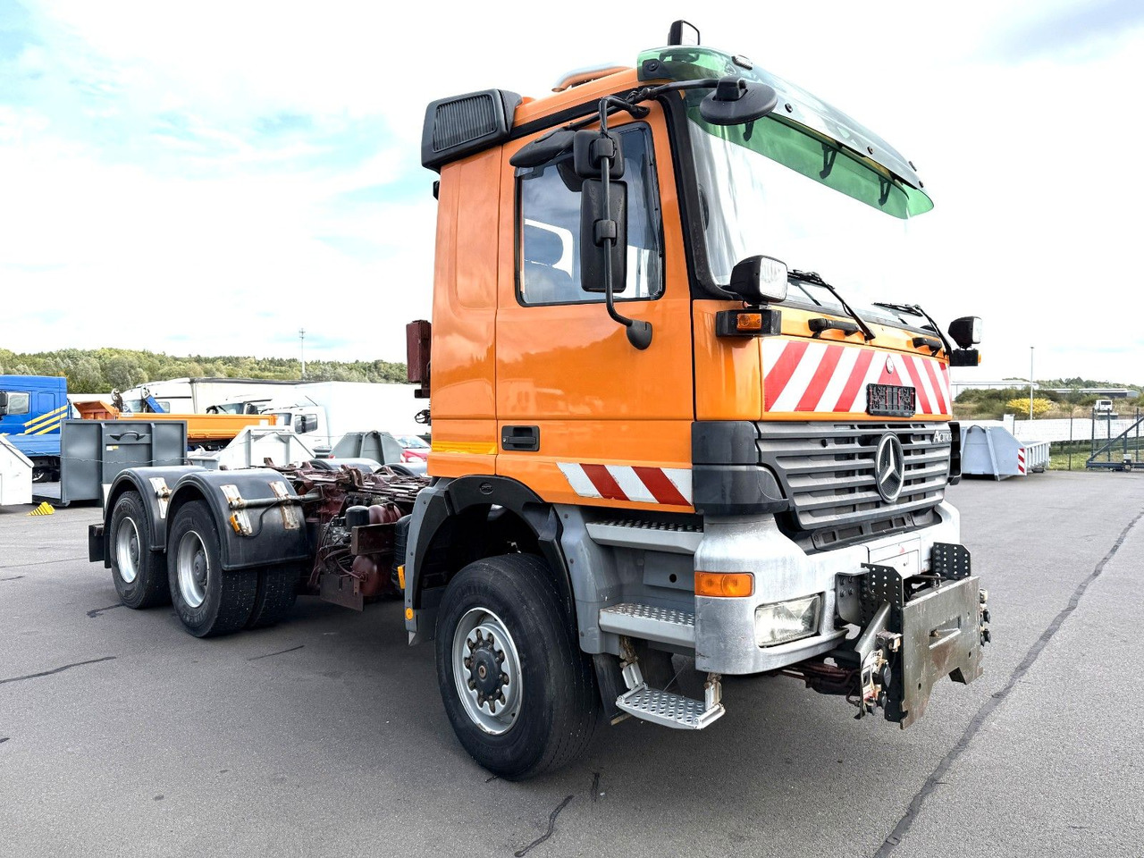 Mercedes-Benz Actros 3340 6x6 Dautel Wechselsystem + Kupplung - 캡 새시 트럭 : 사진 3 Mercedes-Benz Actros 3340 6x6 Dautel Wechselsystem + Kupplung - 캡 새시 트럭 : 사진 3