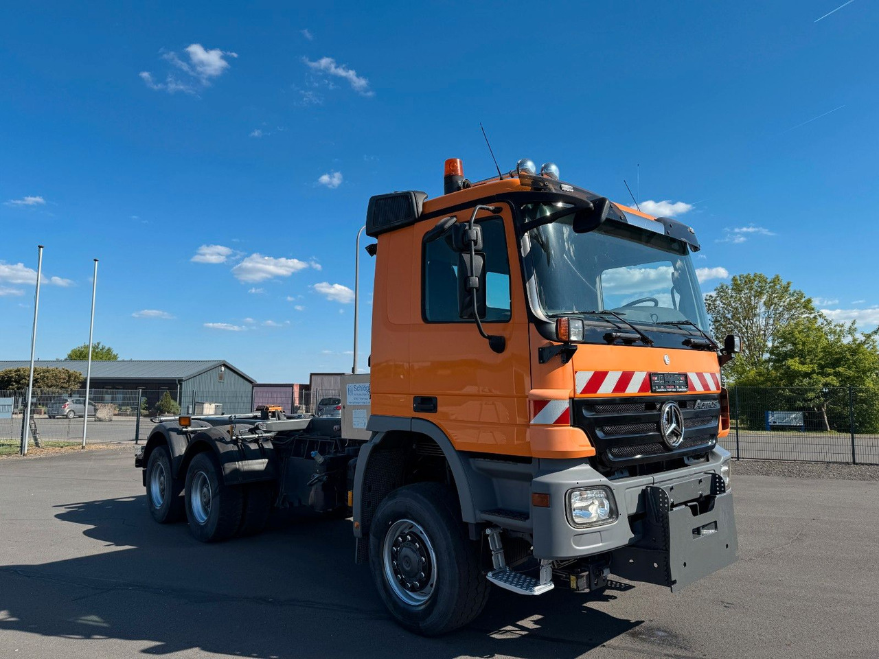 Mercedes-Benz Actros 3341 6x6 Kipperfahrgestell mit Zylinder - 캡 새시 트럭 : 사진 3 Mercedes-Benz Actros 3341 6x6 Kipperfahrgestell mit Zylinder - 캡 새시 트럭 : 사진 3