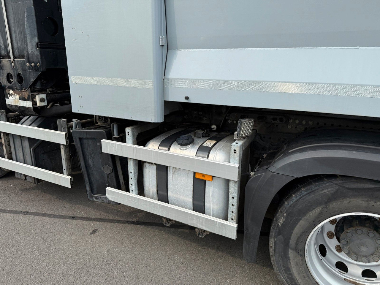쓰레기차 Mercedes-Benz Antos 2533 Seitenlader Zoeller SLF XL : 사진 6