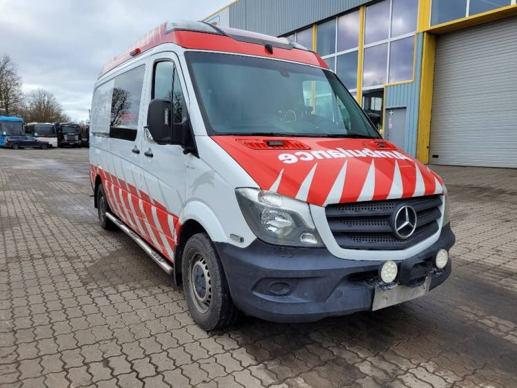 MERCEDES – BENZ SPRINTER 319 AMBULANCE (PROFILE) KLIMA, 6.2017, EURO 6 - 구급차 : 사진 1 MERCEDES – BENZ SPRINTER 319 AMBULANCE (PROFILE) KLIMA, 6.2017, EURO 6 - 구급차 : 사진 1