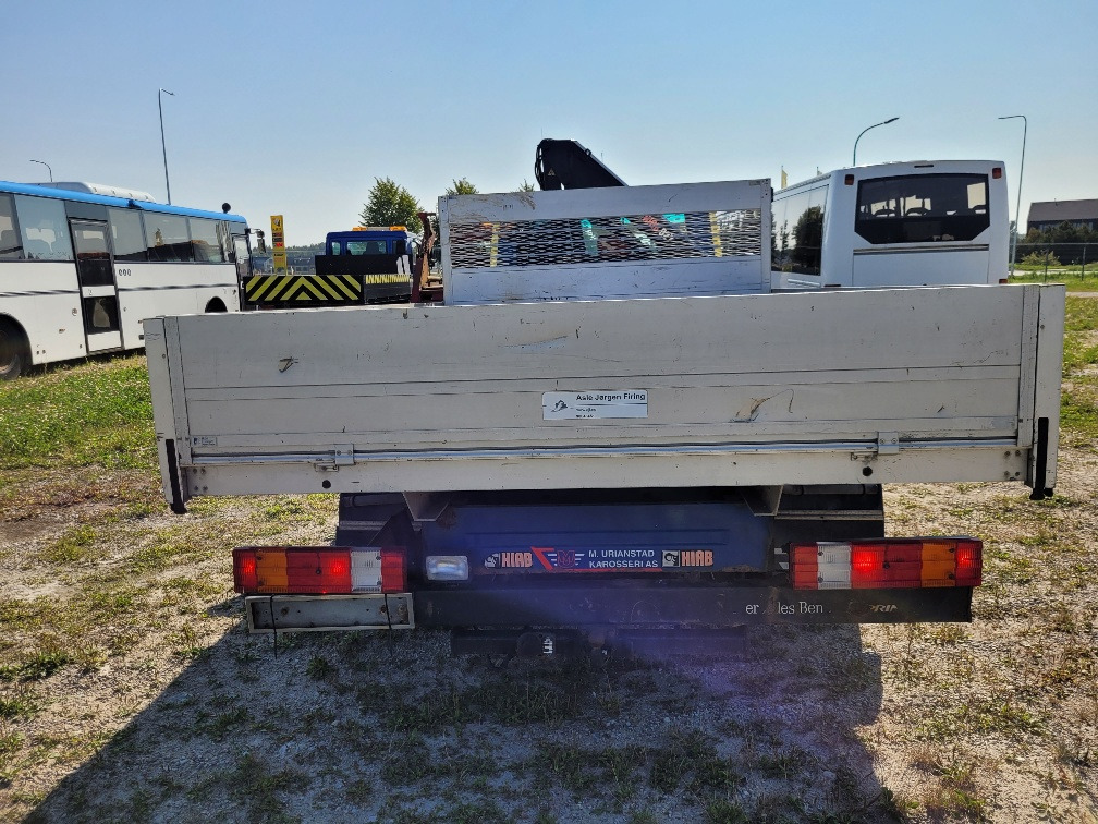 MERCEDES – BENZ SPRINTER 616CDI HIAB 027-2 Crane 10.2004 - 플랫베드 밴 : 사진 5 MERCEDES – BENZ SPRINTER 616CDI HIAB 027-2 Crane 10.2004 - 플랫베드 밴 : 사진 5