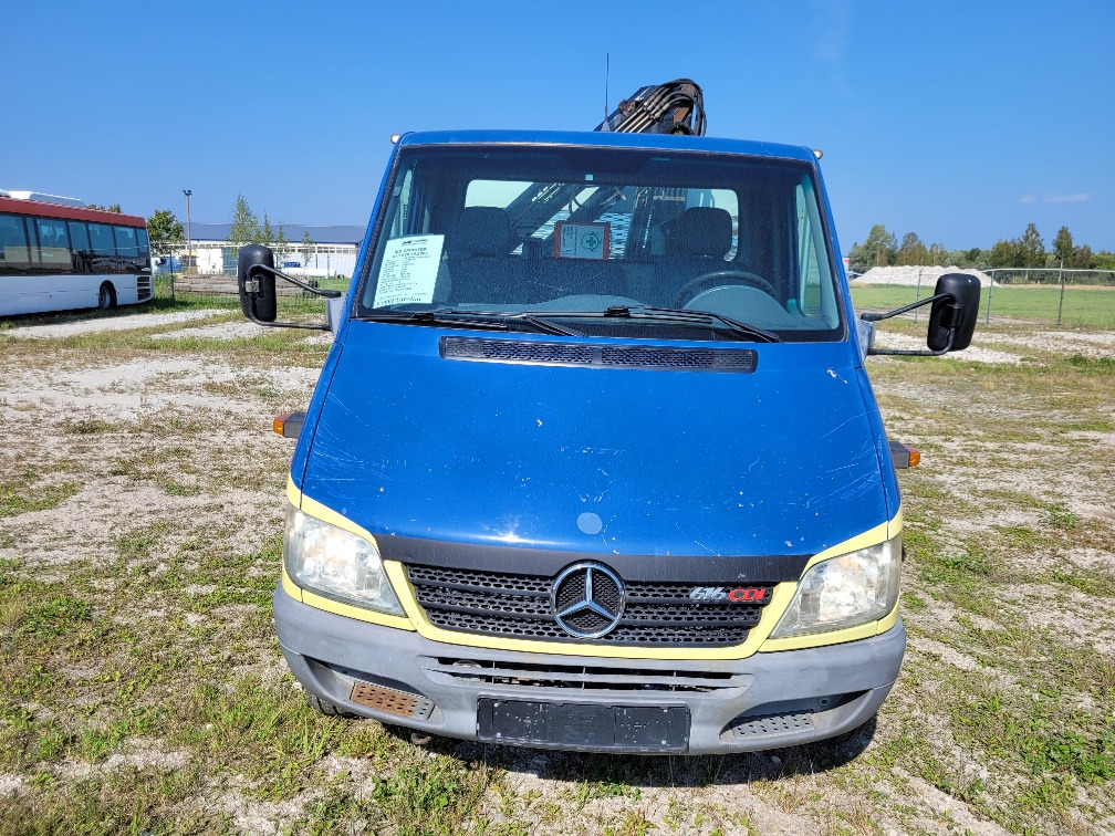 MERCEDES – BENZ SPRINTER 616CDI HIAB 027-2 Crane 10.2004 - 플랫베드 밴 : 사진 3 MERCEDES – BENZ SPRINTER 616CDI HIAB 027-2 Crane 10.2004 - 플랫베드 밴 : 사진 3