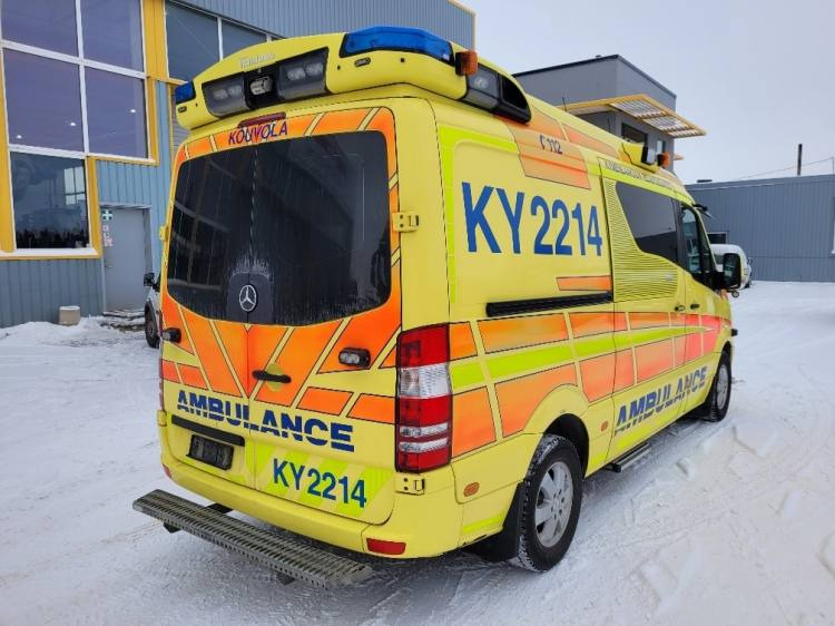 MERCEDES – BENZ SPRINTER AMBULANCE (TAMLANS) KLIMA, 11.2016, EURO 6 - 구급차 : 사진 4 MERCEDES – BENZ SPRINTER AMBULANCE (TAMLANS) KLIMA, 11.2016, EURO 6 - 구급차 : 사진 4