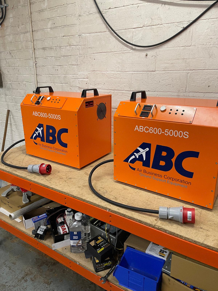 AirBusiness eGPU S5000 - 지상 동력 장치 : 사진 1 AirBusiness eGPU S5000 - 지상 동력 장치 : 사진 1