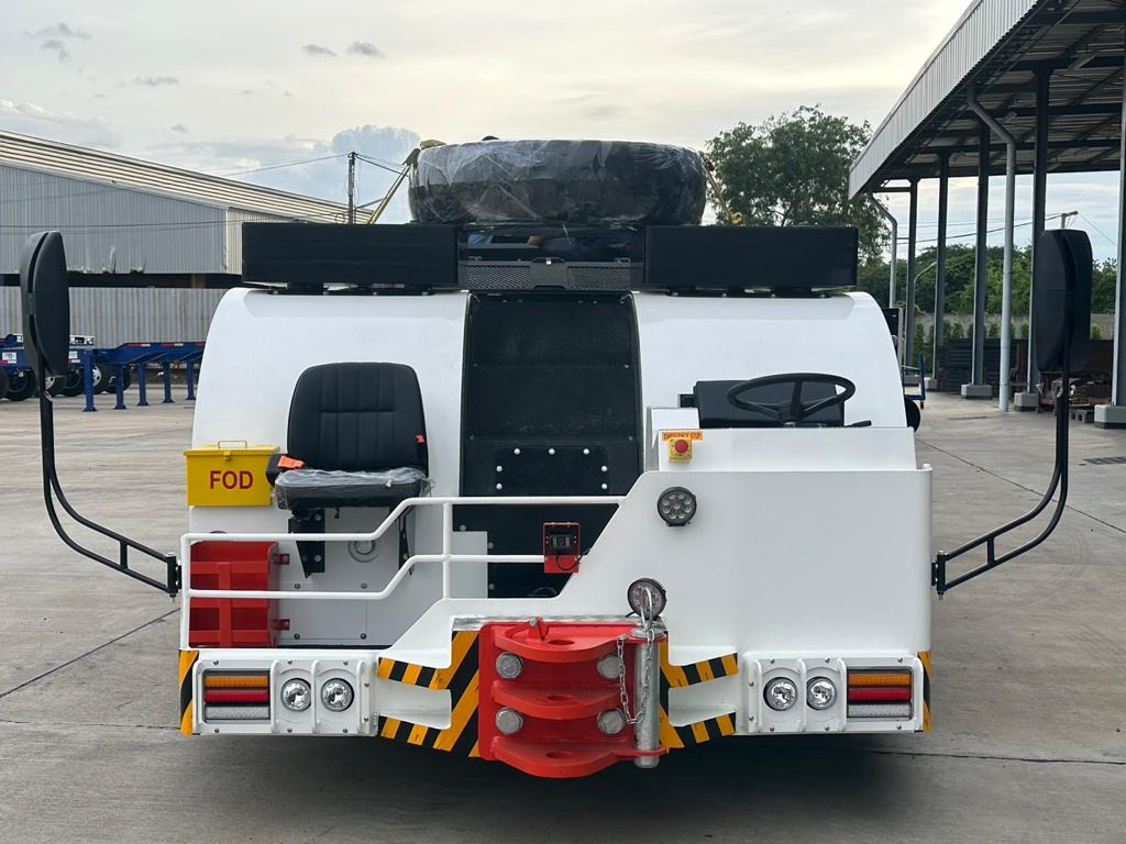 BlissFox - ABC 40D - 푸시백 트랙터 : 사진 2 BlissFox - ABC 40D - 푸시백 트랙터 : 사진 2