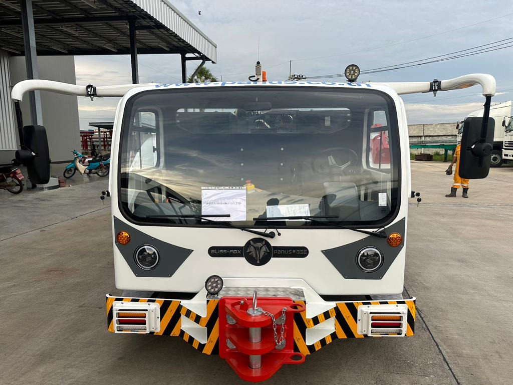 BlissFox - ABC 40D - 푸시백 트랙터 : 사진 1 BlissFox - ABC 40D - 푸시백 트랙터 : 사진 1