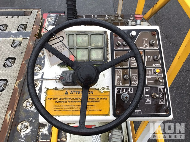 FMC loader Commander 15 Universal - 항공기 화물 로더 : 사진 3 FMC loader Commander 15 Universal - 항공기 화물 로더 : 사진 3