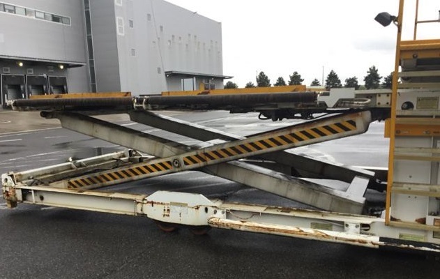 Lower Deck Loader FMC Commander 15 Wide - 항공기 화물 로더 : 사진 4 Lower Deck Loader FMC Commander 15 Wide - 항공기 화물 로더 : 사진 4
