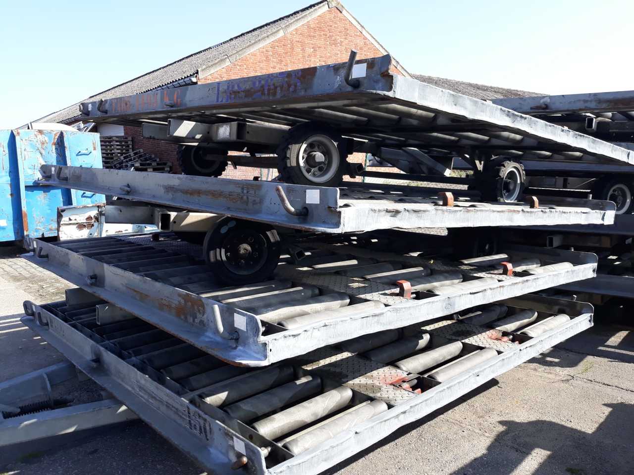 Pallet Dollies  - 지상 지원 장비 : 사진 2 Pallet Dollies  - 지상 지원 장비 : 사진 2