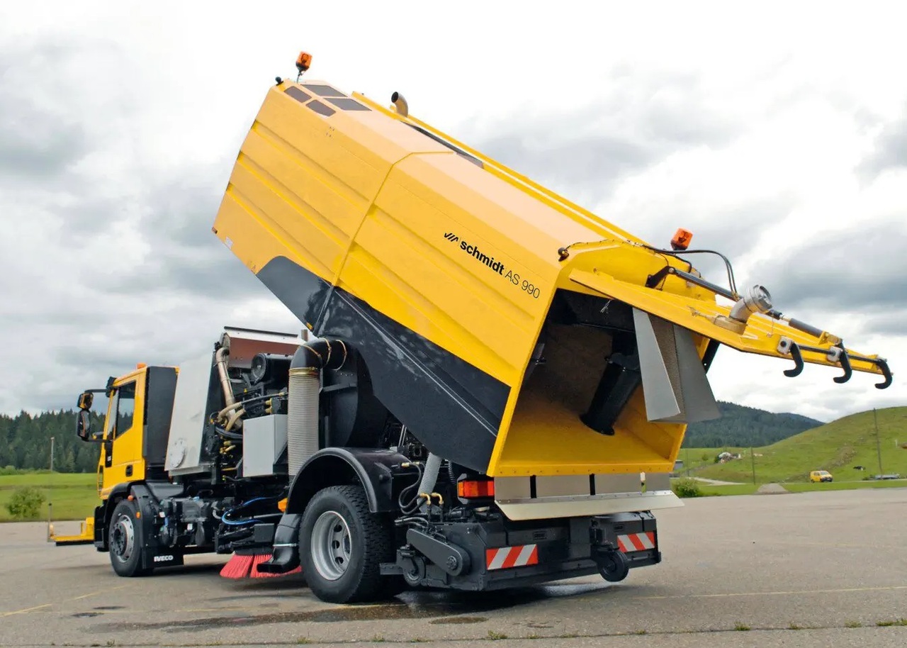 Runway Sweeper Schmidt AS990 - 거리 청소 차량 : 사진 4 Runway Sweeper Schmidt AS990 - 거리 청소 차량 : 사진 4