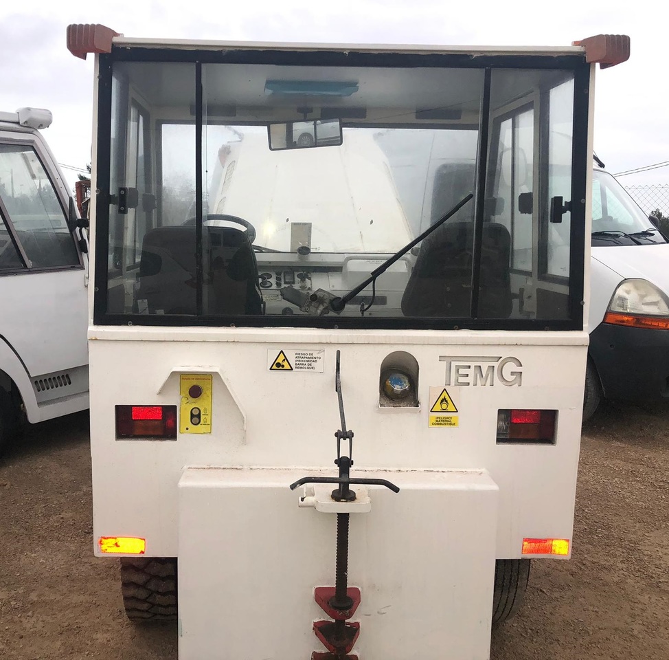 TEMG TRACTOR/DIESEL TG5000 - 수하물 트랙터 : 사진 4 TEMG TRACTOR/DIESEL TG5000 - 수하물 트랙터 : 사진 4
