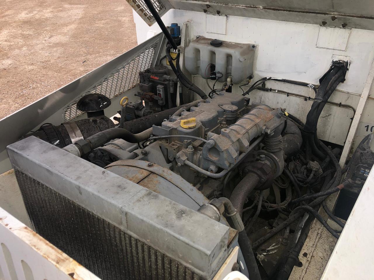 수하물 트랙터 TEMG TRACTOR/DIESEL TG5000 : 사진 6 수하물 트랙터 TEMG TRACTOR/DIESEL TG5000 : 사진 6