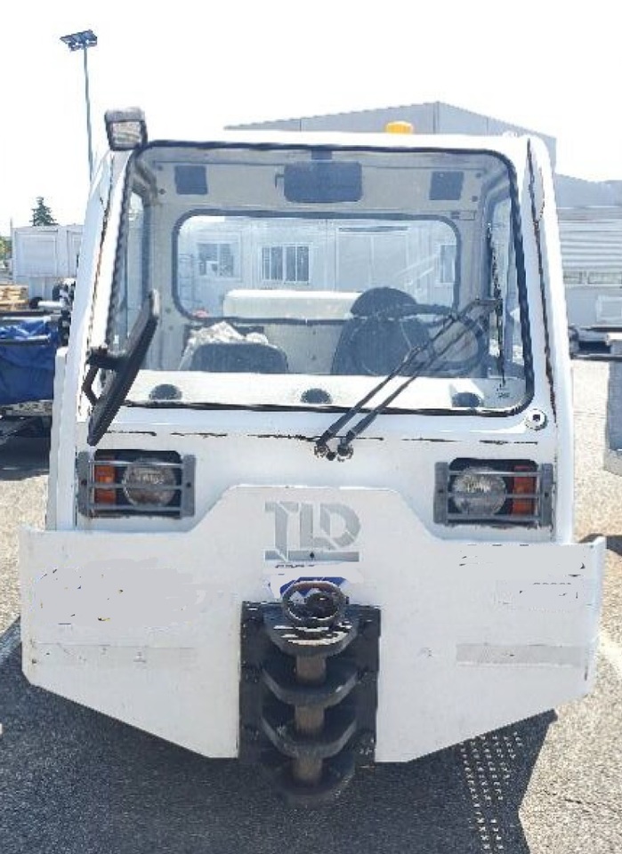 TLD Pushback TMX150-12 - 푸시백 트랙터 : 사진 2 TLD Pushback TMX150-12 - 푸시백 트랙터 : 사진 2