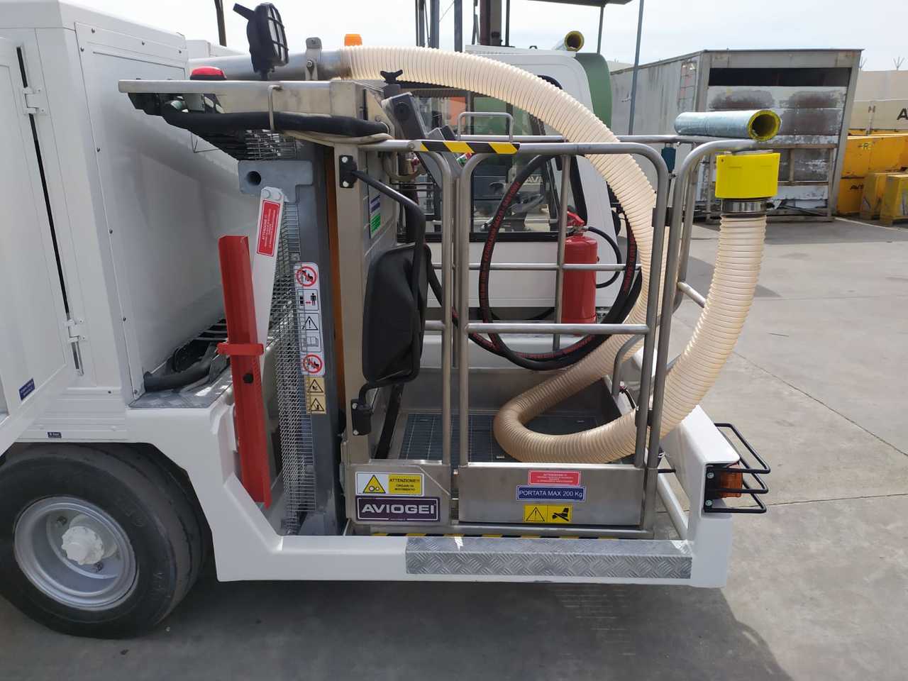 항공기 오물수거 트럭 Toilet Truck Aviogei VSTM : 사진 6