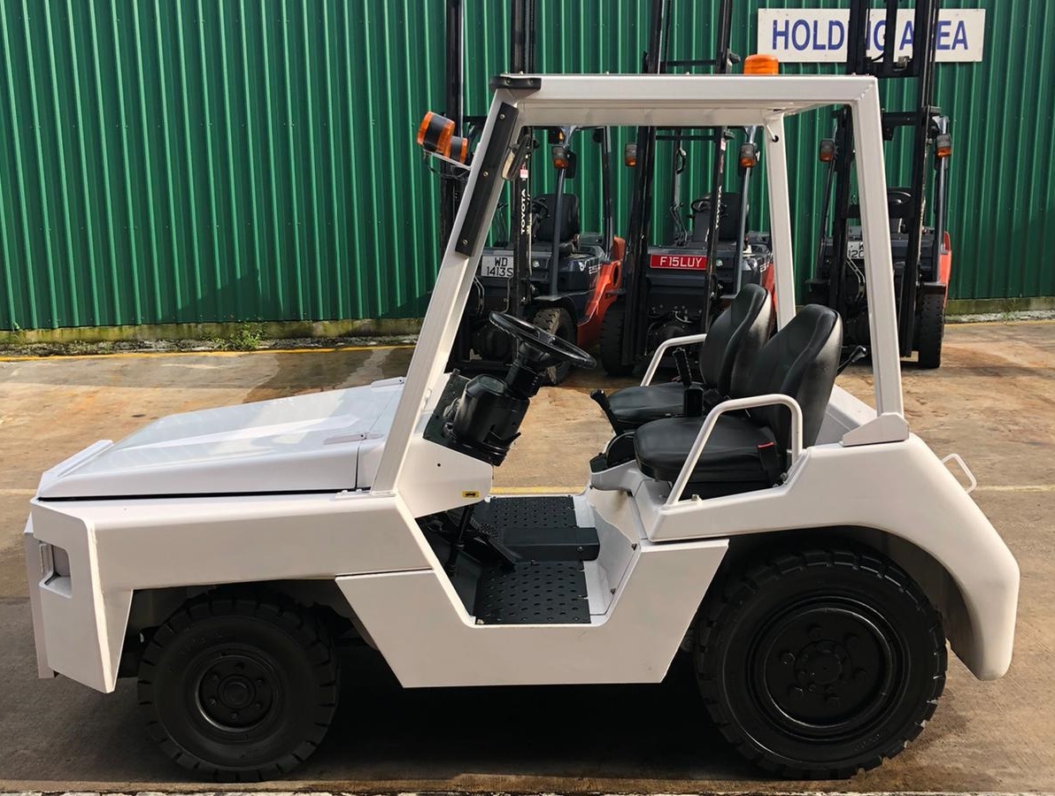 Toyota Tractor - 수하물 트랙터 : 사진 4 Toyota Tractor - 수하물 트랙터 : 사진 4