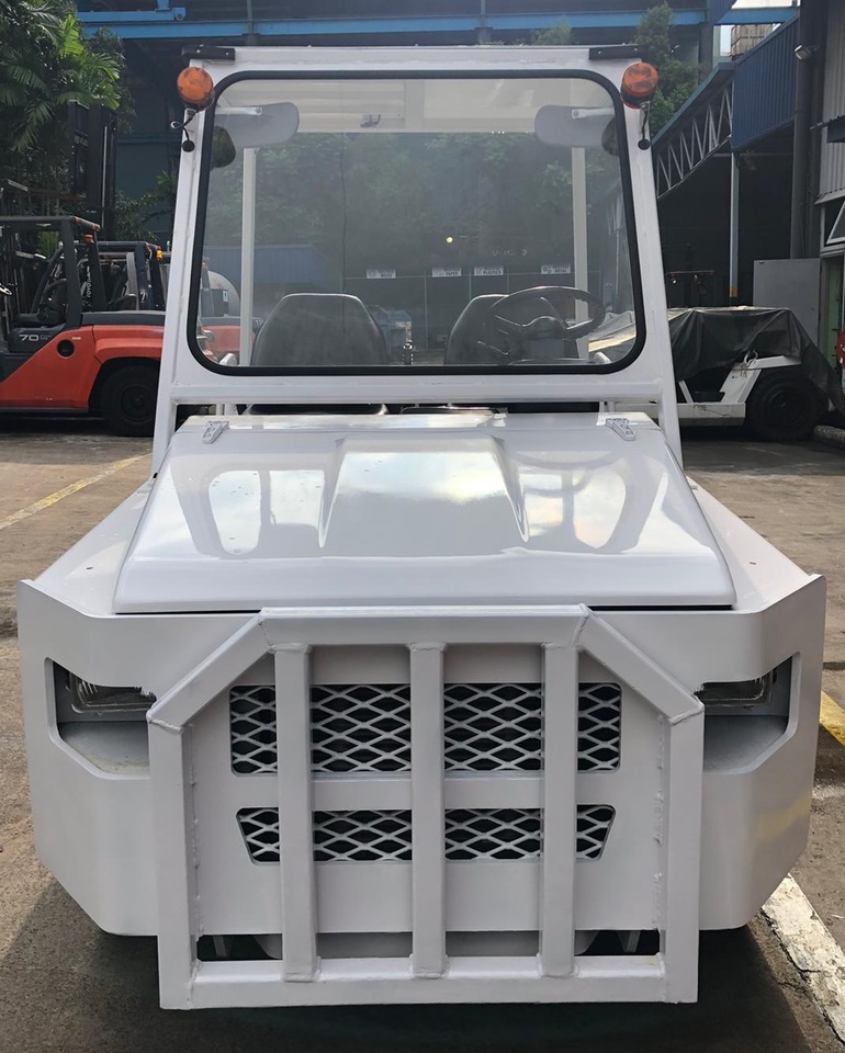 Toyota Tractor - 수하물 트랙터 : 사진 1 Toyota Tractor - 수하물 트랙터 : 사진 1